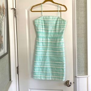 Vineyard vines strapless Kentucky derby series dres. Worn once